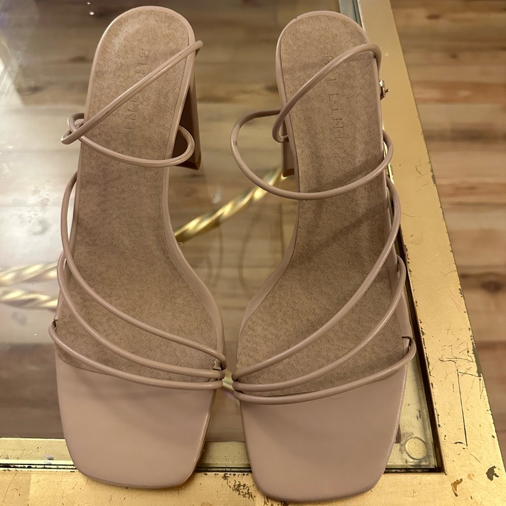 Bellini nude heel